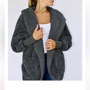 Nordic Beach Body Wrap (Koala Gray)